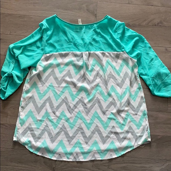 3/4 length sleeve blouse - Picture 3 of 3